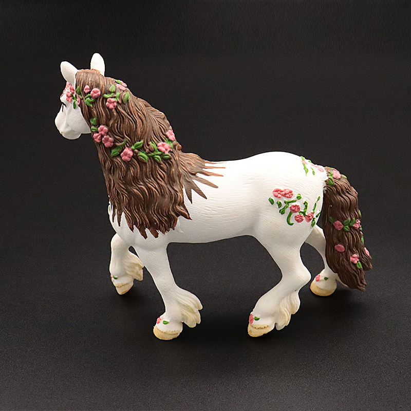 Clydesdale Hanoverian Quatema  - Kids First Education recension och pris